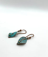 Load image into Gallery viewer, Fall Copper Earrings
