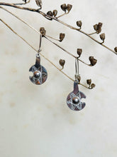 Load image into Gallery viewer, Chawai Toki Kurra Earrings