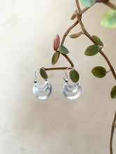 Load image into Gallery viewer, Chawai Kuyen Earrings