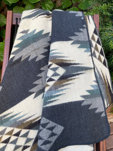 Andino Blanket