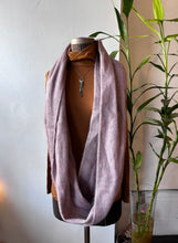 Load image into Gallery viewer, Rumpa Infinity Scarves - Solid Colour