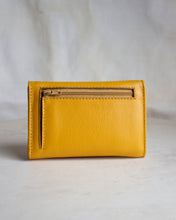Load image into Gallery viewer, Tumarina Flower Wallet - * various colors