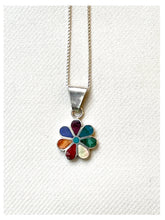 Load image into Gallery viewer, Sisa flower Pendant -Silver