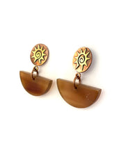 Load image into Gallery viewer, Golden Eclipse Earrings